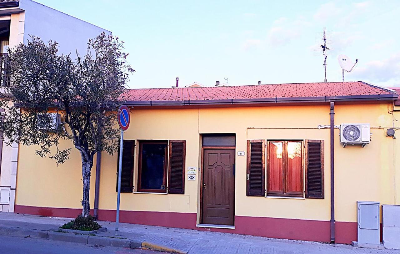 B&B Il Cortile Del Sole 오이메도 외부 사진